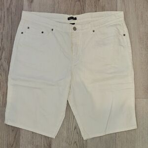 New York & Company Women's Off-White Jean Shorts